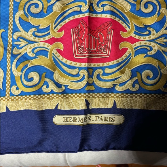 Hermes Carre 90 La Presentation 100% Silk Scarf - Picture 7 of 8